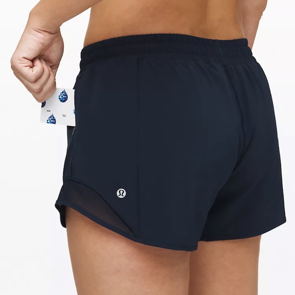 NWT Lululemon Hotty Hot Lined 4” Shorts